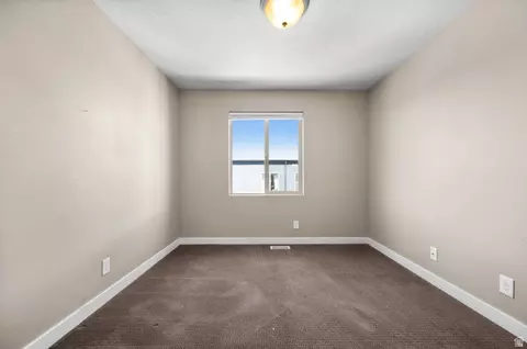Bedroom - 36 W Gilbride Ave, Murray, UT 84107 photo 4 of 4