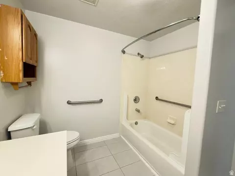 Bath - 1444 S 430 W #7, Orem, UT 84058 photo 3 of 6