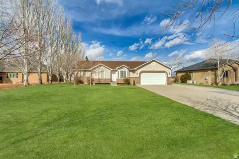 791 E Saddle Rd, Grantsville, UT 84029