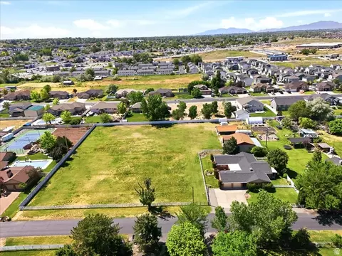 2889 W 3775 S, West Haven, UT 84401