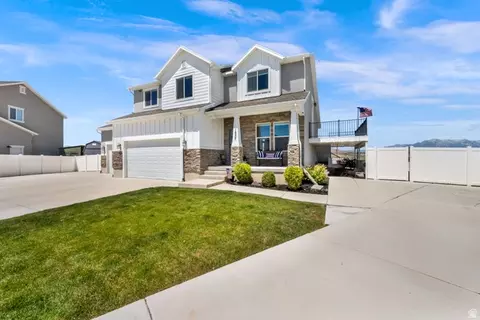 Exterior - 1857 E Thunder Gulch Rd, Eagle Mountain, UT 84005 photo 2 of 14