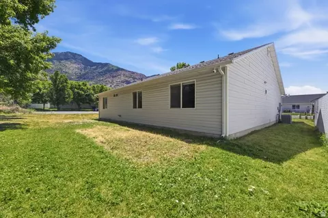 Exterior - 786 E 1500 N, Ogden, UT 84404 photo 3 of 4
