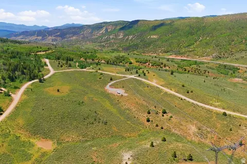 22902 E Deer Valley Dr, Palmyra, UT 84660 photo 2