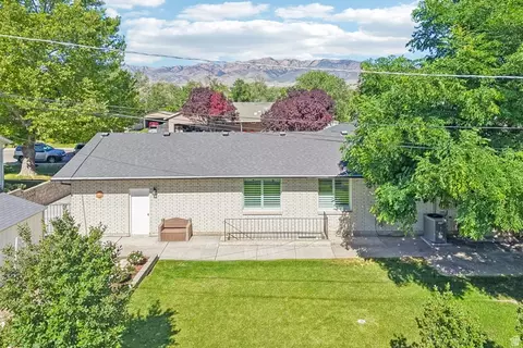 27 Deseret Cir, Grantsville, UT 84029