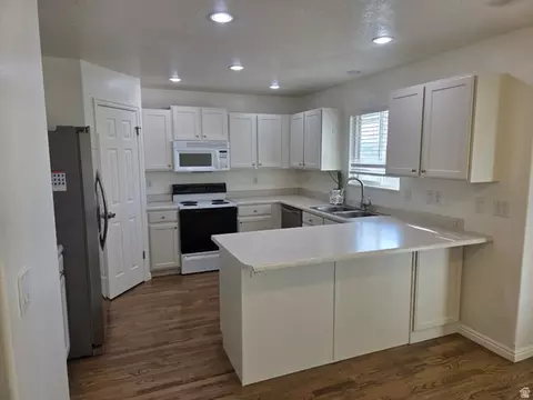 Kitchen - 1159 E 100 S, Spanish Fork, UT 84660 photo 1 of 2
