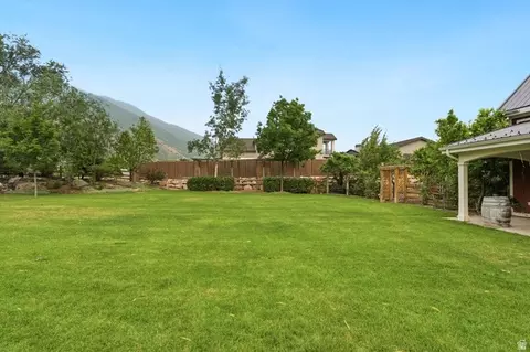 Exterior - 672 E Perry Holow Dr, Mapleton, UT 84664 photo 27 of 27