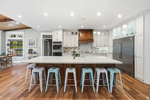 Kitchen - 672 E Perry Holow Dr, Mapleton, UT 84664 photo 1 of 5