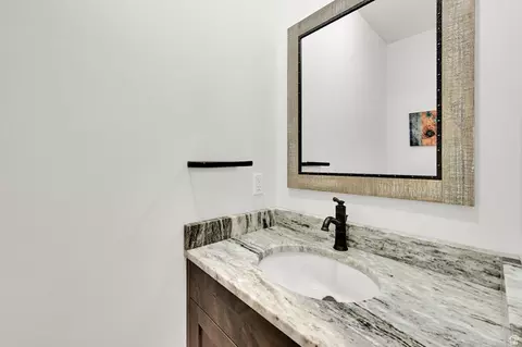 Bath - 643 S 4100 W, Ogden, UT 84404 photo 1 of 5