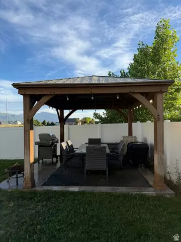 Exterior - 751 N Plainsman Dr E, Spanish Fork, UT 84660 photo 6 of 7