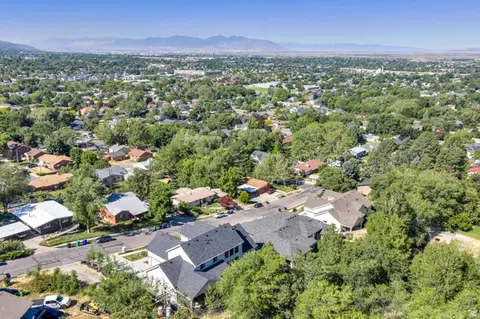 View/Area - 709 E 200 S, Centerville, UT 84014 photo 7 of 8