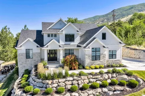 Exterior - 709 E 200 S, Centerville, UT 84014 photo 21 of 21