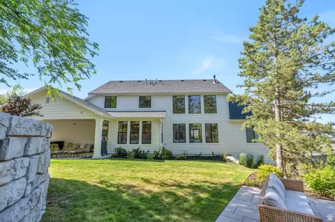 Exterior - 709 E 200 S, Centerville, UT 84014 photo 9 of 21