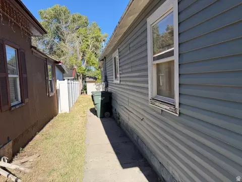 Exterior - 2001 Jackson Ave, Ogden, UT 84401 photo 2 of 3