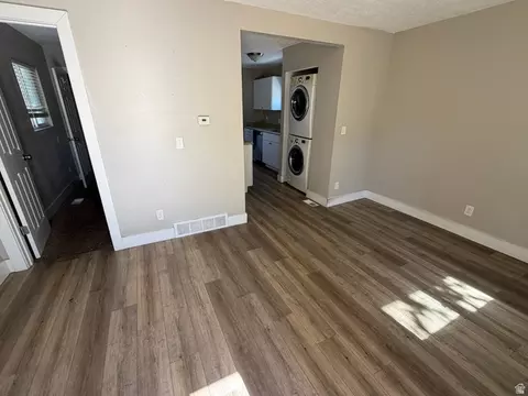 Living - 2001 Jackson Ave, Ogden, UT 84401 photo 1 of 2