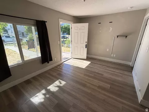 Living - 2001 Jackson Ave, Ogden, UT 84401 photo 2 of 2