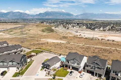 View/Area - 4385 E Longleaf Ln N, Eagle Mountain, UT 84005 photo 3 of 3