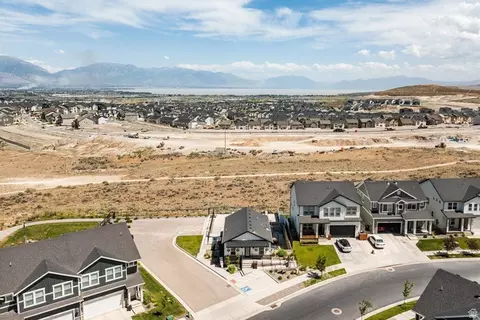 View/Area - 4385 E Longleaf Ln N, Eagle Mountain, UT 84005 photo 2 of 3