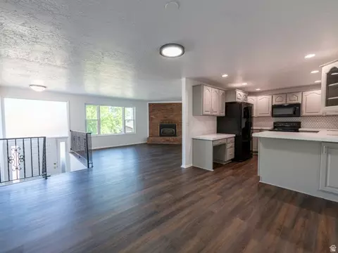 Living - 1634 E 13th St S, Ogden, UT 84404 photo 2 of 5