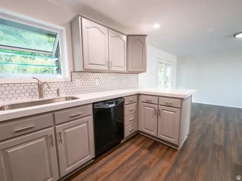 Kitchen - 1634 E 13th St S, Ogden, UT 84404 photo 2 of 2