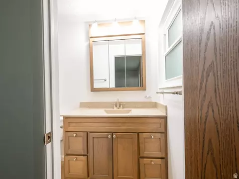 Bath - 1634 E 13th St S, Ogden, UT 84404 photo 5 of 5
