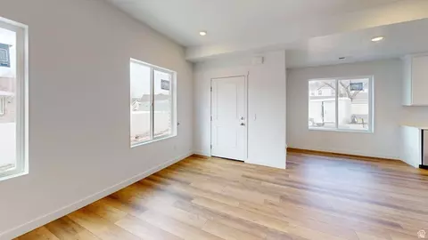 Living - 755 N Pheasantbrook Dr #3D, Centerville, UT 84014 photo 1 of 5