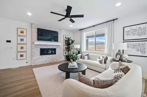 Living - 3368 E 1250 S #113, Spanish Fork, UT 84660 photo 1 of 2