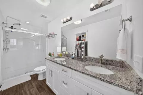 Bath - 635 E 380 N, Vineyard, UT 84059 photo 2 of 3