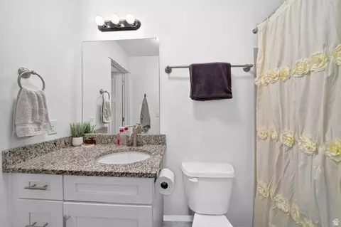 Bath - 635 E 380 N, Vineyard, UT 84059 photo 3 of 3
