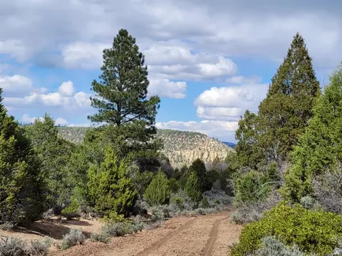2090 Mount, Carmel, UT 84755 photo 12