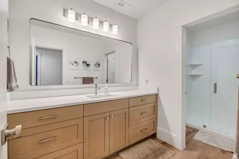 Bath - 496 E 1200 N, Mapleton, UT 84664 photo 6 of 8