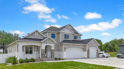 715 W Cemetery Rd, Orangeville, UT 84537