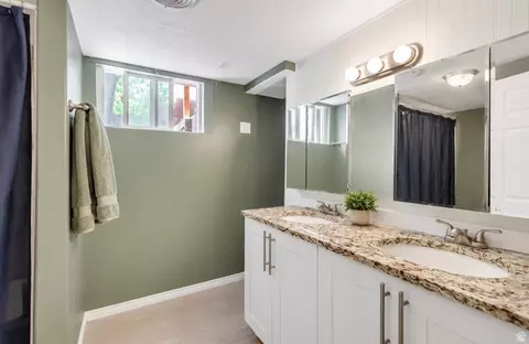 Bath - 90 W 7500 S, Midvale, UT 84047 photo 2 of 2