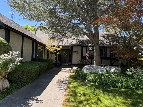 1540 E Stonemoor Cir, Murray, UT 84121
