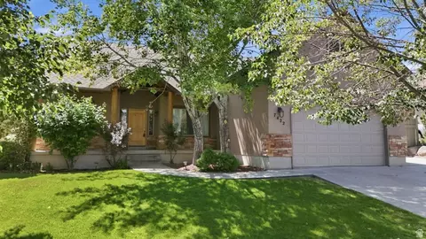 7422 Castle Rock Rd, Eagle Mountain, UT 84043