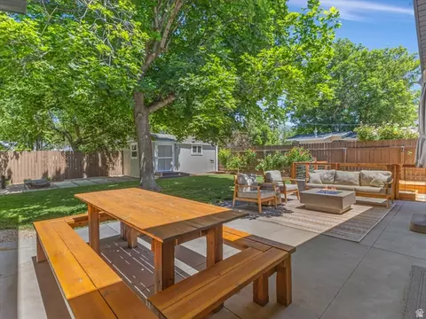 Exterior - 1925 E Osage Orange Ave S, Holladay, UT 84124 photo 3 of 4