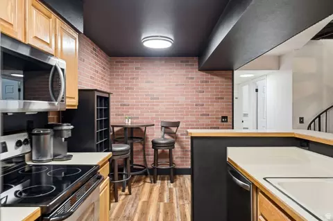 Kitchen - 650 S Main St #6306, Bountiful, UT 84010 photo 1 of 5