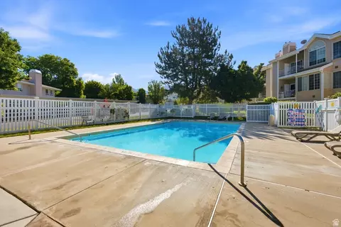 Exterior - 650 S Main St #6306, Bountiful, UT 84010 photo 4 of 9
