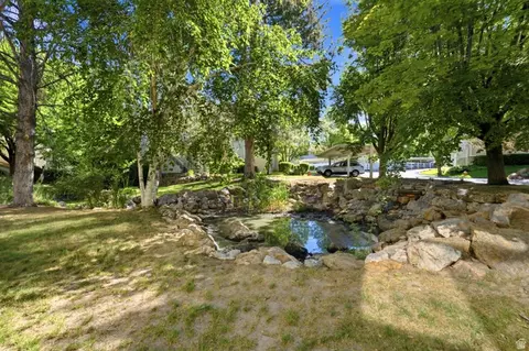 Exterior - 650 S Main St #6306, Bountiful, UT 84010 photo 3 of 9