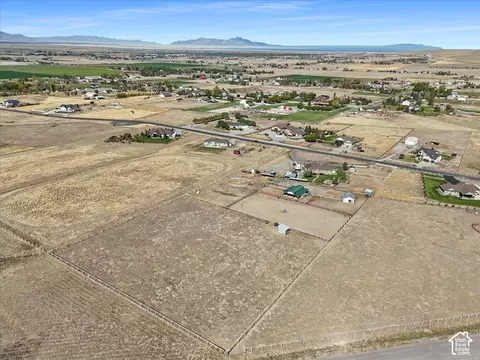 View/Area - 1644 E Arrowhead Ln, Erda, UT 84074 photo 4 of 6