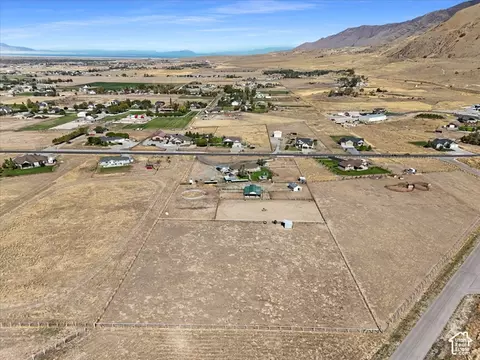 View/Area - 1644 E Arrowhead Ln, Erda, UT 84074 photo 5 of 6