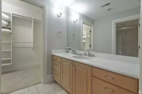 Bath - 3222 Eagle View Cir S, Sandy, UT 84092 photo 3 of 3
