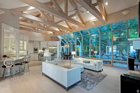 Living - 3222 Eagle View Cir S, Sandy, UT 84092 photo 4 of 10