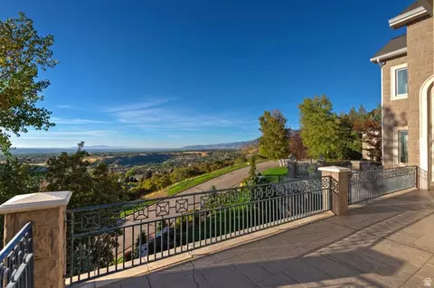 Exterior - 3222 Eagle View Cir S, Sandy, UT 84092 photo 23 of 28