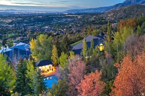 View/Area - 3222 Eagle View Cir S, Sandy, UT 84092 photo 2 of 8