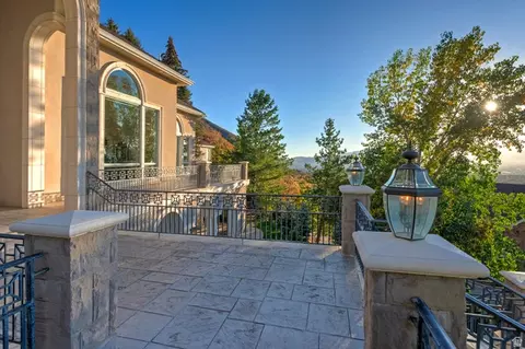 Exterior - 3222 Eagle View Cir S, Sandy, UT 84092 photo 19 of 28
