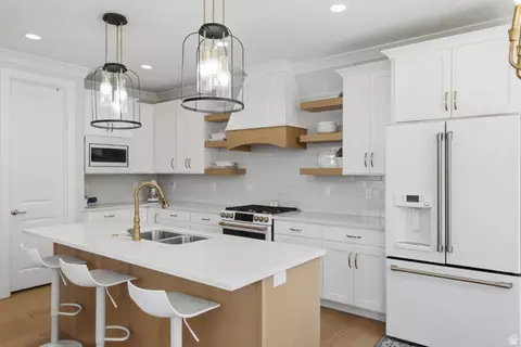 Kitchen - 3707 N 60 E, Provo, UT 84604 photo 3 of 3