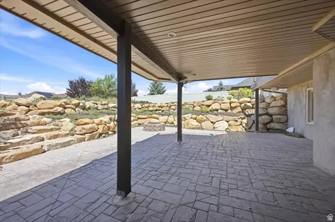 Exterior - 2389 S Prairie View Dr W, Eagle Mountain, UT 84005 photo 10 of 13