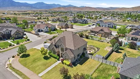 View/Area - 2389 S Prairie View Dr W, Eagle Mountain, UT 84005 photo 5 of 5