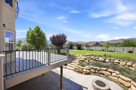 Exterior - 2389 S Prairie View Dr W, Eagle Mountain, UT 84005 photo 12 of 13