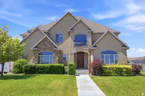 2389 S Prairie View Dr W, Eagle Mountain, UT 84005